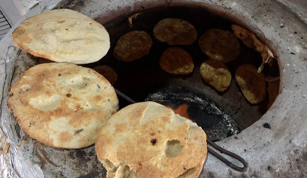 Haftada sadece 2 gün kapısını açan dükkanda sabah 8'de kuyruklar başlıyor 15